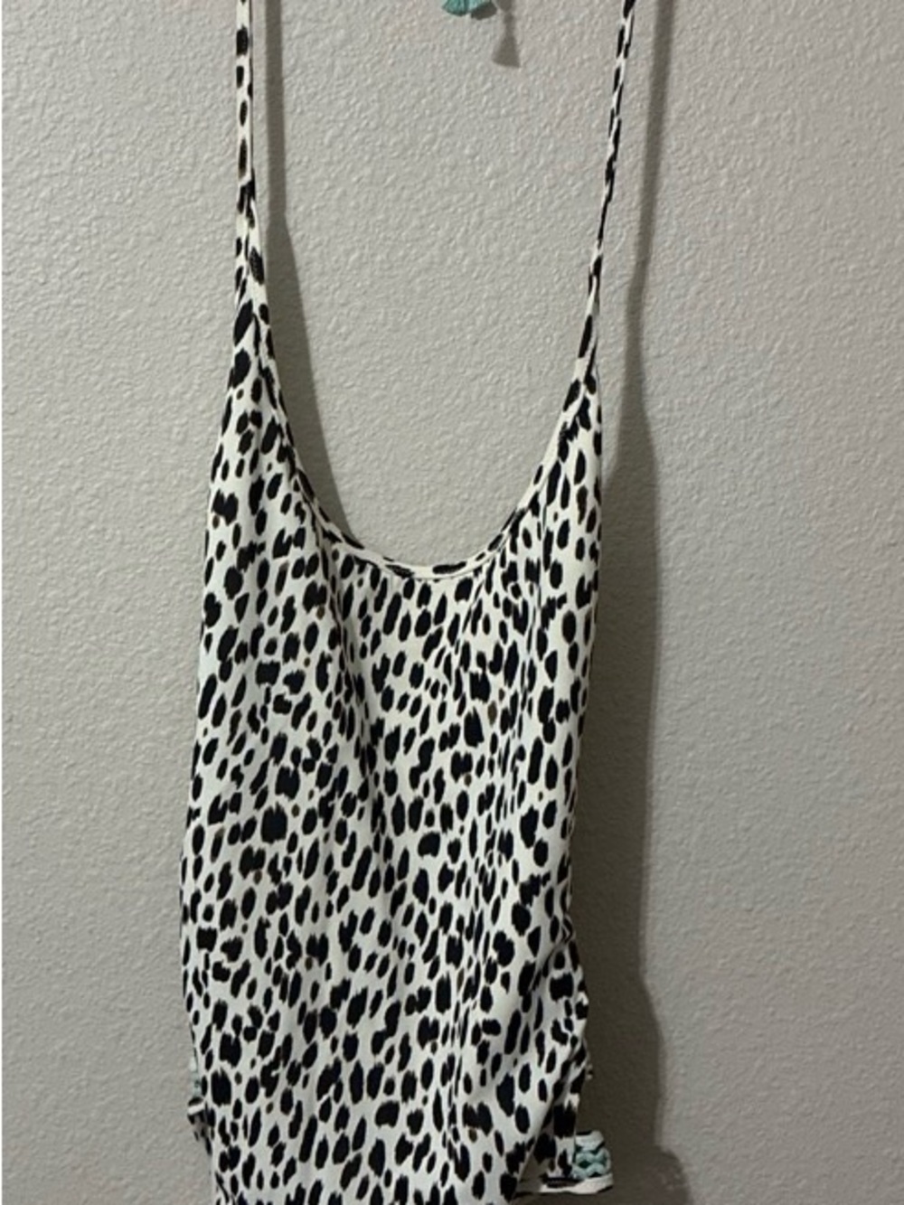Victoria Secret Women’s Black & White Leopard Print one piece swimsuit